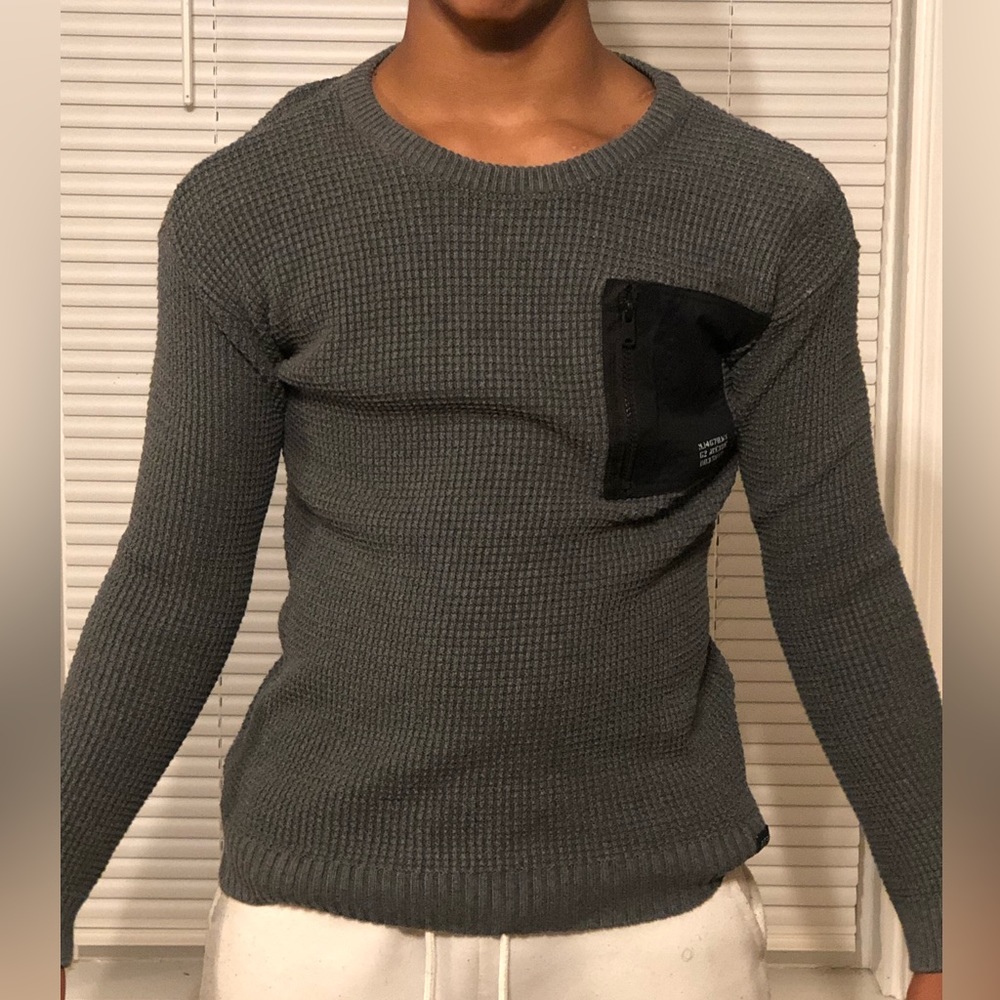 Sweater - Picture 2 of 2